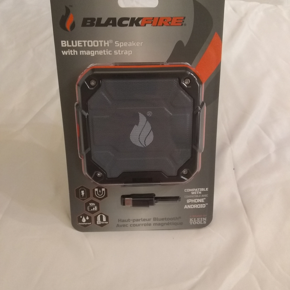 Black Bluetooth Portable Speaker - Black
